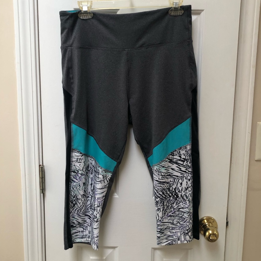 Marika cropped leggings